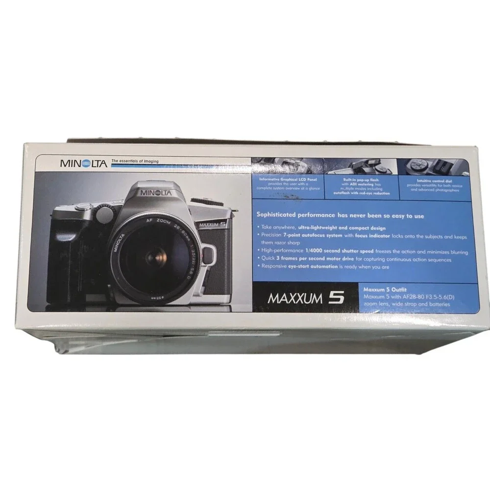 Minolta Maxxum 5 35MM SLR Film Camera with  AF Zoom 70-210 In Box! Vintage